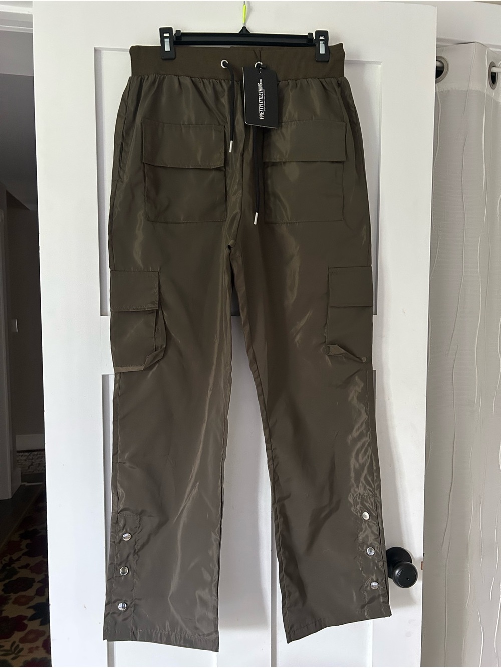 PrettyLittleThing Olive Green Cargo Trousers with Snap Hem
